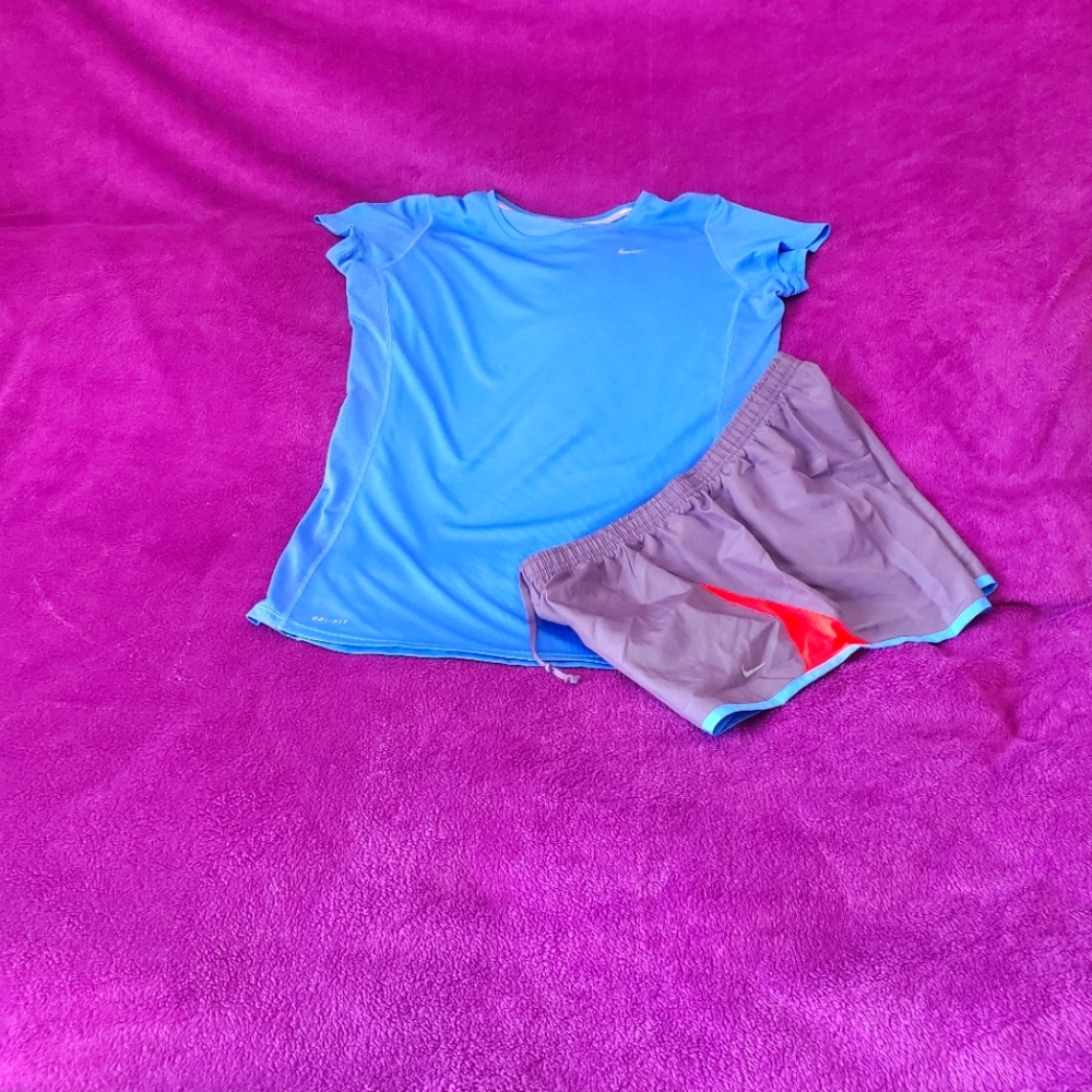Nike drift t-shirt